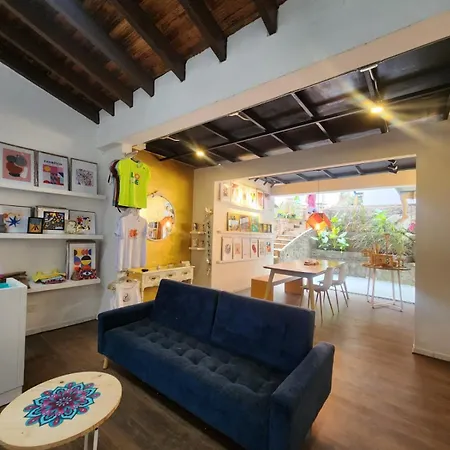 La Divina Trinidad - Galeria Wellness Hostal